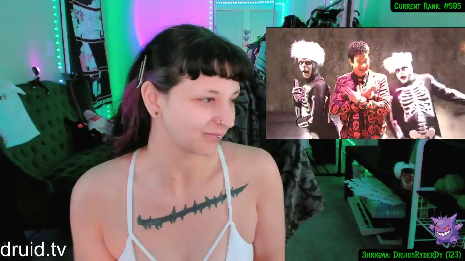 Gallery image thumbnail from druidjpg's myfreecams stream on, 03/27/2024, 01:53 image 2 of 20