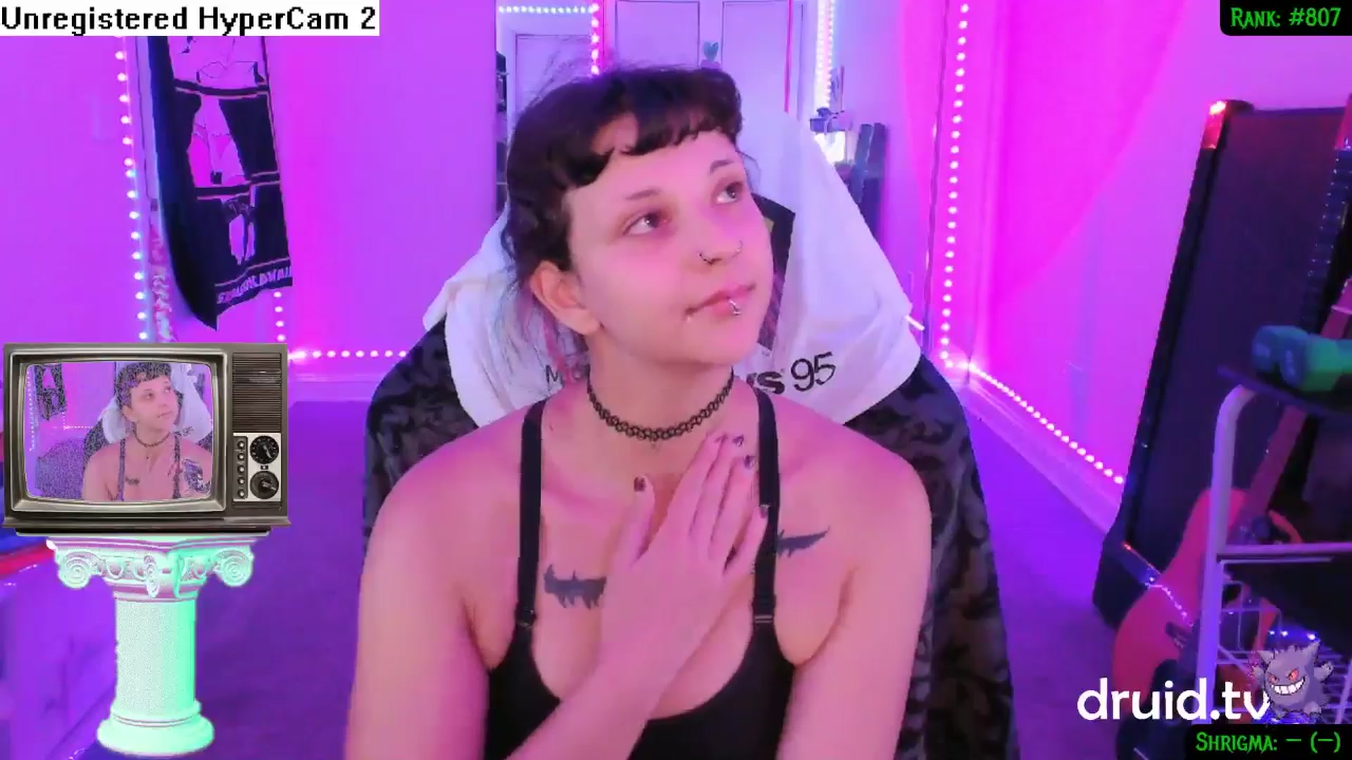 Gallery image thumbnail from druidjpg's myfreecams stream on, 06/03/2024, 02:53 image 16 of 20