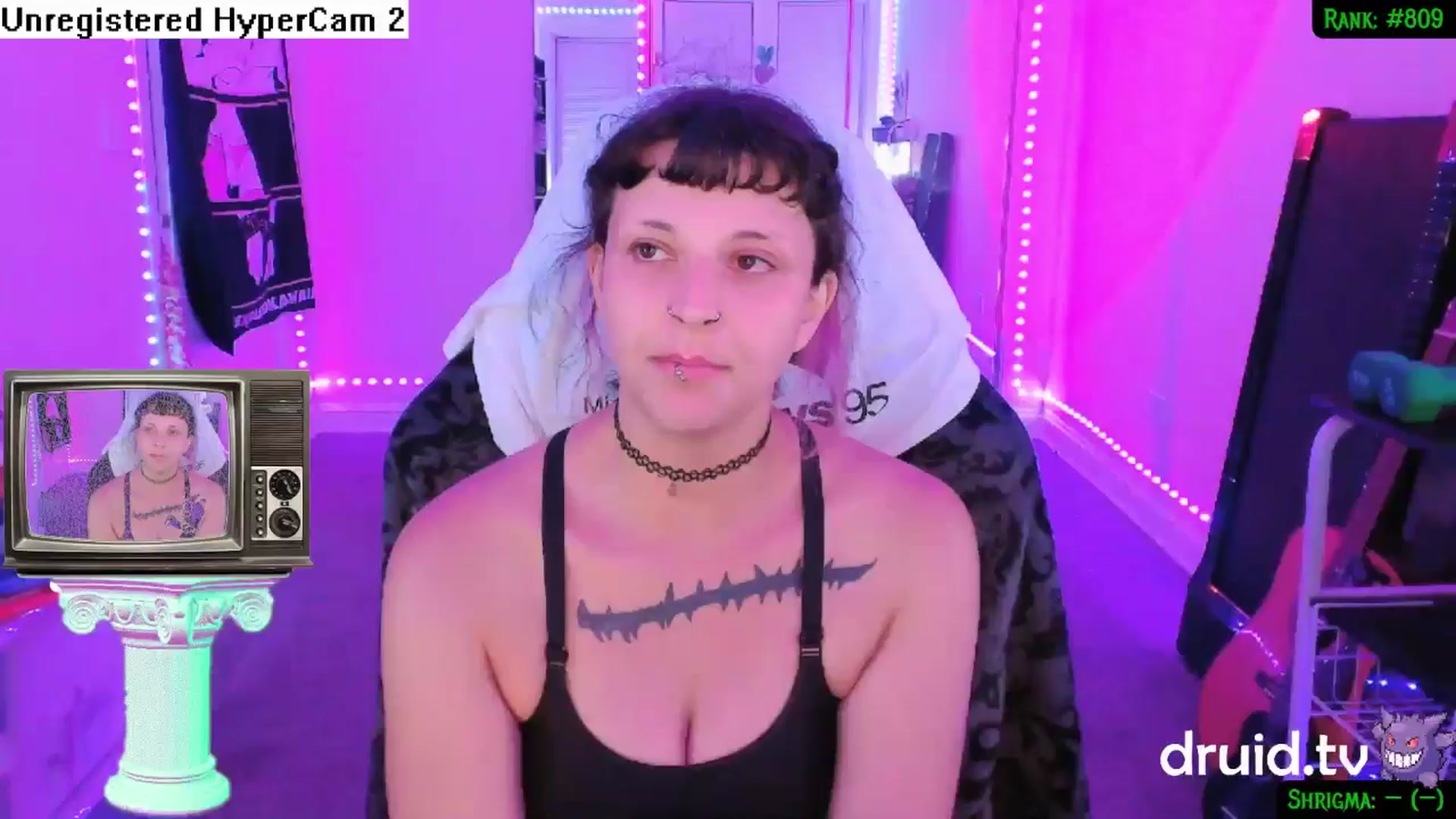 Gallery image thumbnail from druidjpg's myfreecams stream on, 06/03/2024, 02:53 image 18 of 20