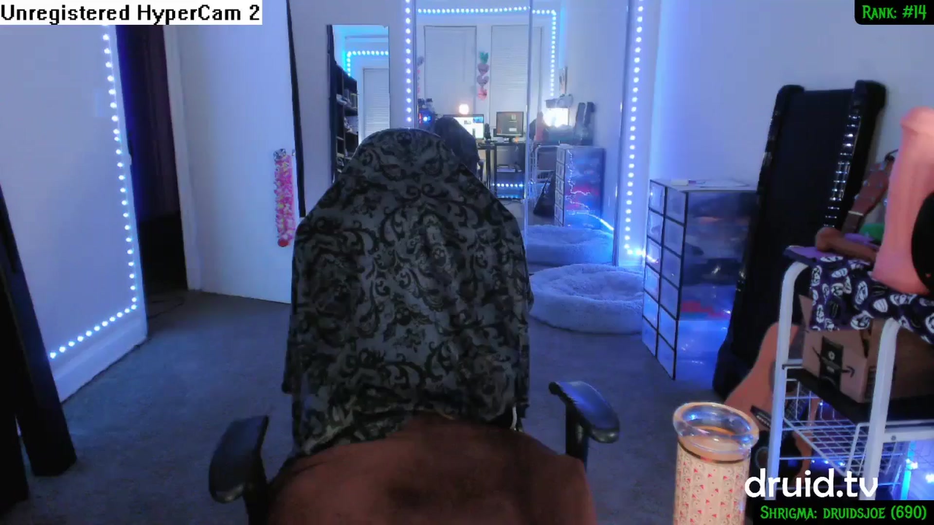 Gallery image thumbnail from druidjpg's myfreecams stream on, 07/10/2024, 03:41 image 12 of 20