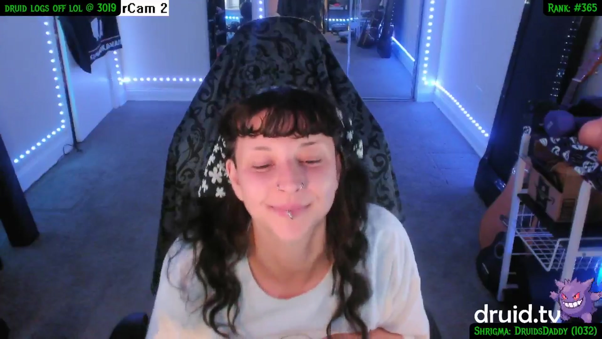 Gallery image thumbnail from druidjpg's myfreecams stream on, 09/09/2024, 04:42 image 11 of 20