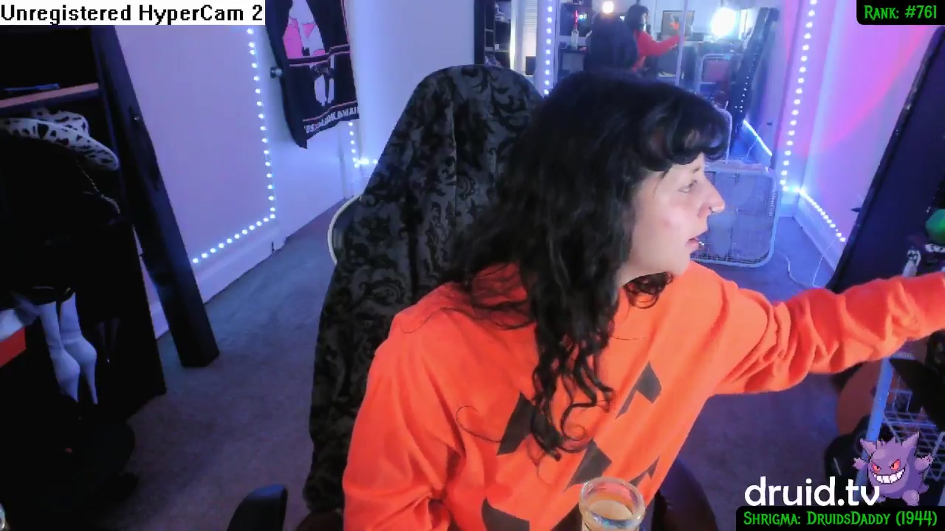 Gallery image thumbnail from druidjpg's myfreecams stream on, 10/02/2024, 04:43 image 19 of 20