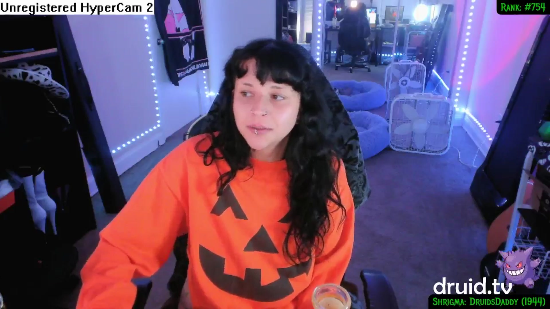 Gallery image thumbnail from druidjpg's myfreecams stream on, 10/02/2024, 04:43 image 14 of 20