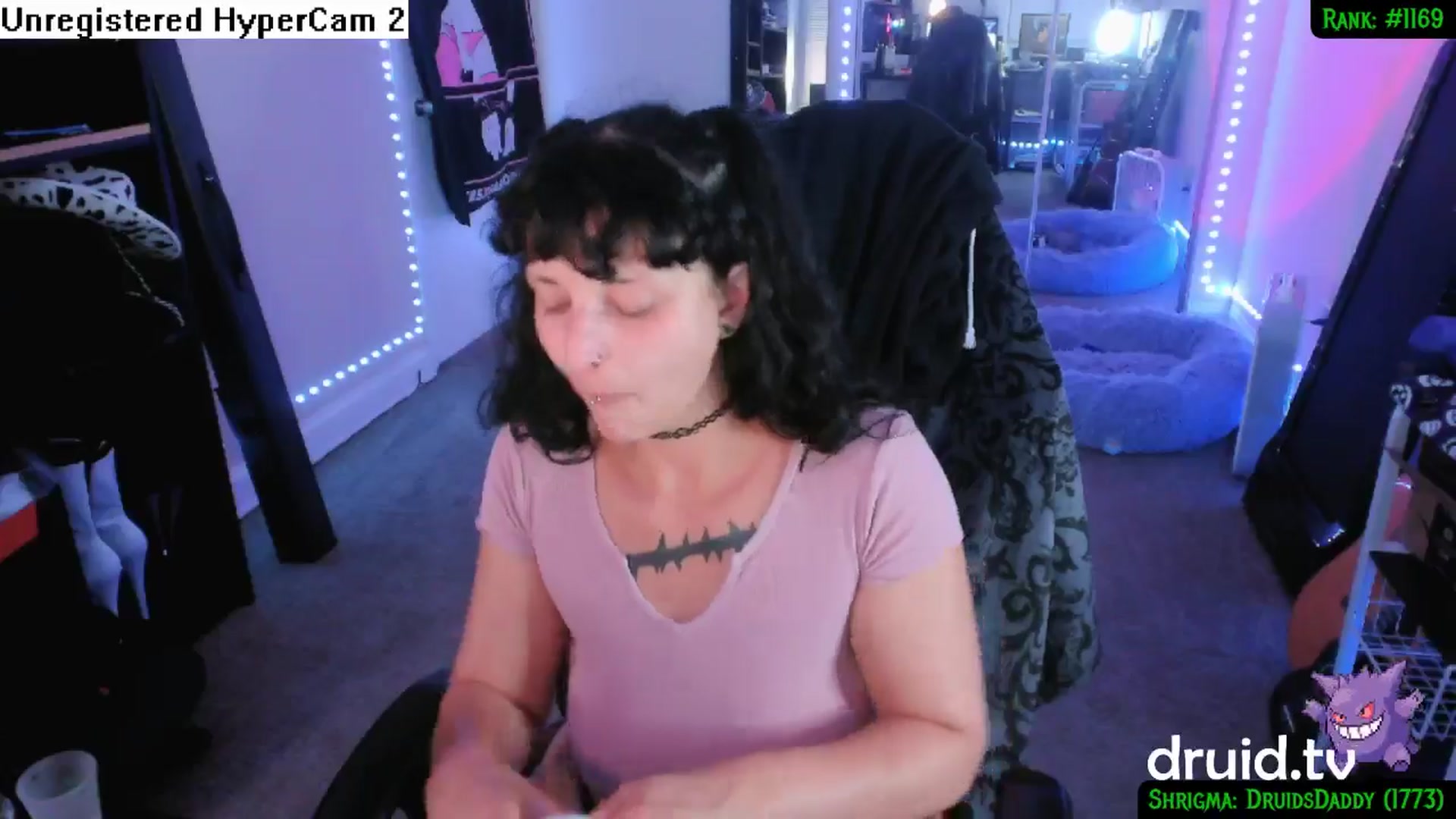 Gallery image thumbnail from druidjpg's myfreecams stream on, 10/04/2024, 05:11 image 10 of 20