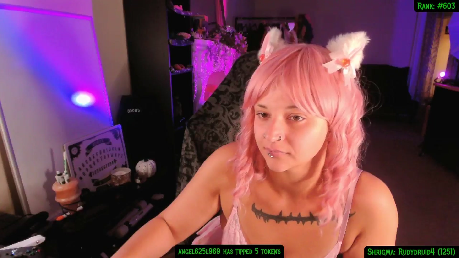 Gallery image thumbnail from druidjpg's myfreecams stream on, 10/21/2024, 03:58 image 18 of 20