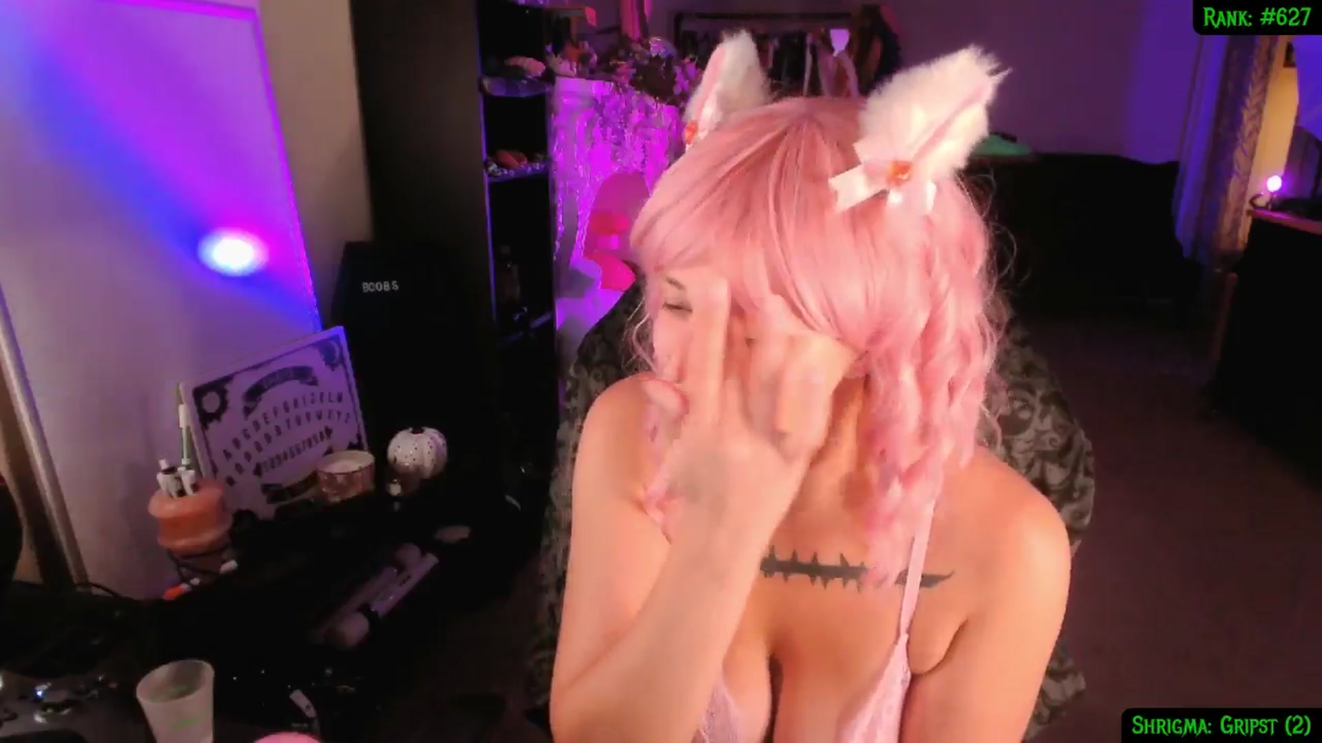 Gallery image thumbnail from druidjpg's myfreecams stream on, 10/21/2024, 03:58 image 5 of 20