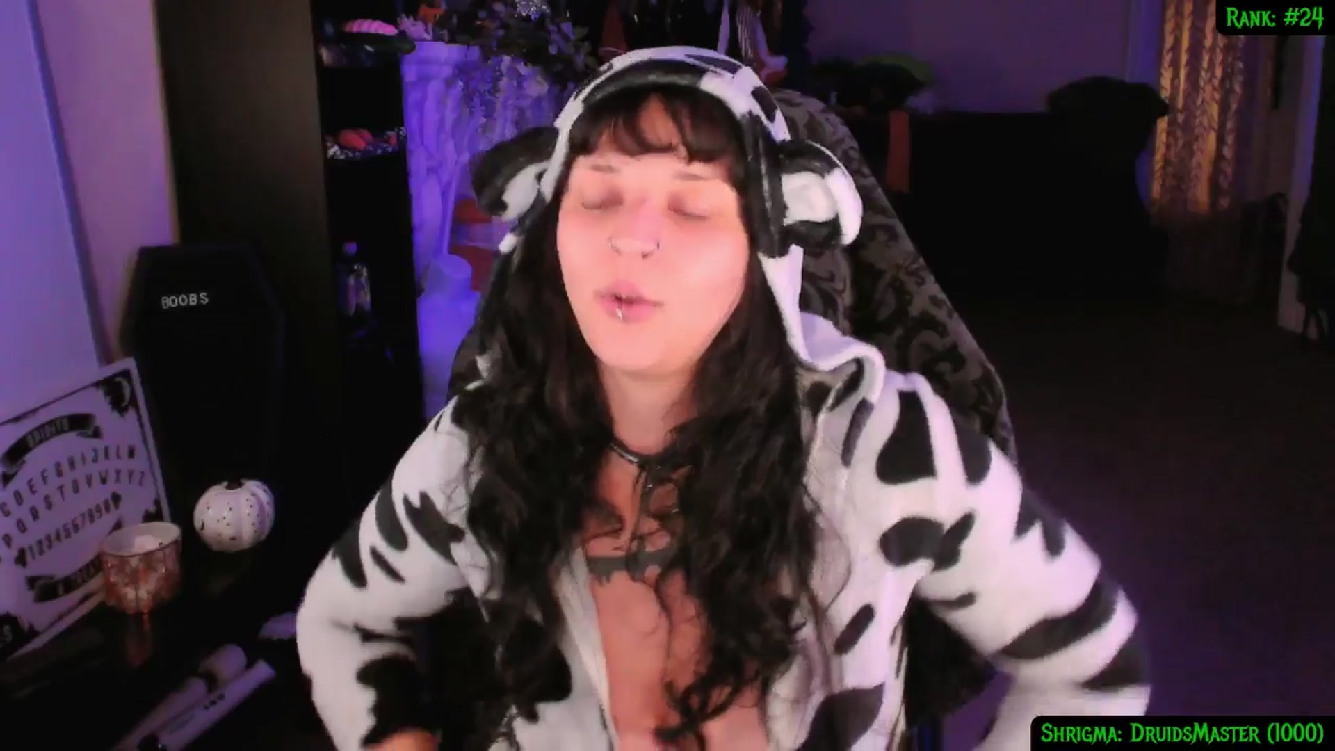 Gallery image thumbnail from druidjpg's myfreecams stream on, 11/09/2024, 04:21 image 9 of 20