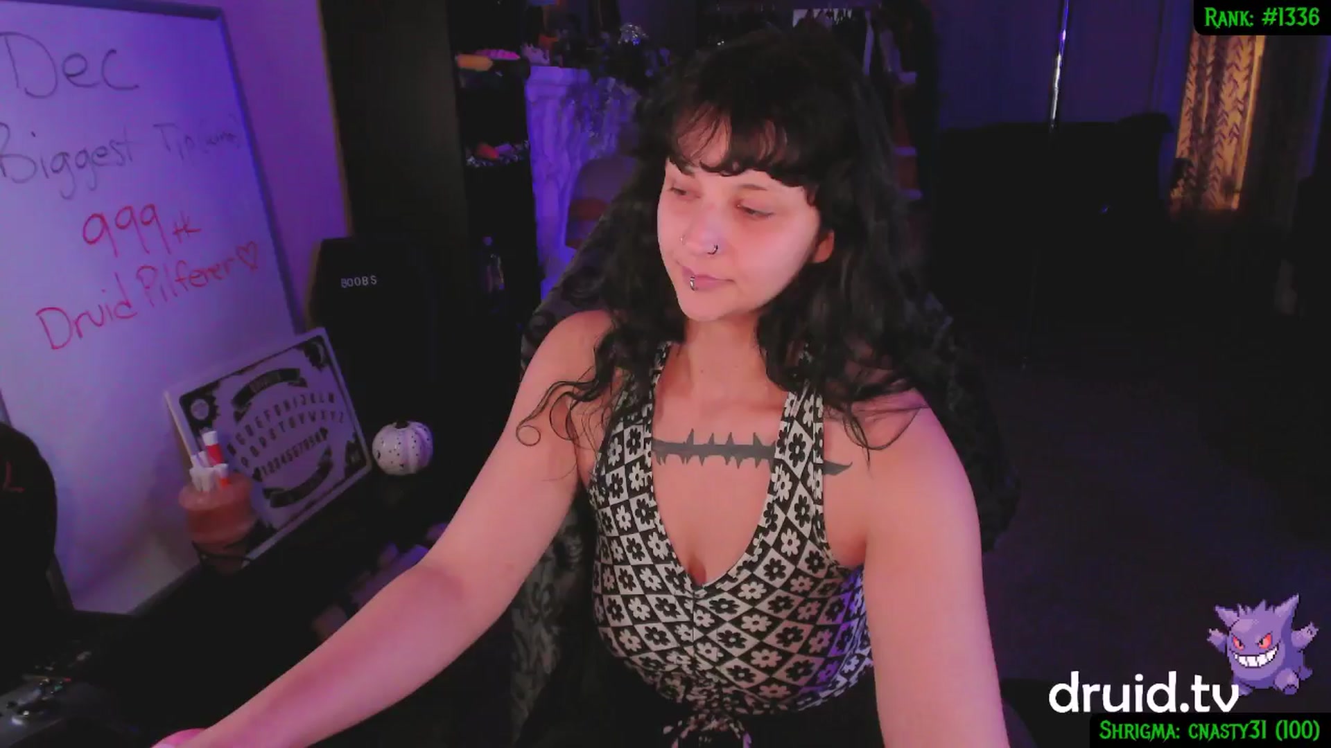 Gallery image thumbnail from druidjpg's myfreecams stream on, 12/19/2024, 06:21 image 7 of 20