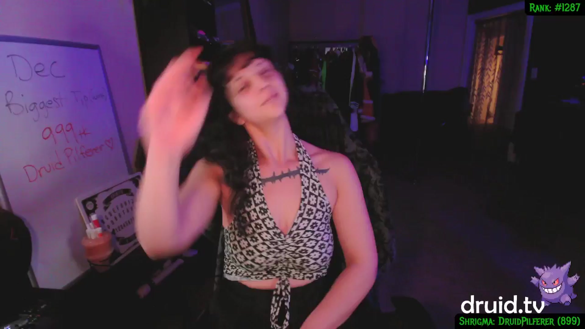 Gallery image thumbnail from druidjpg's myfreecams stream on, 12/19/2024, 06:21 image 18 of 20