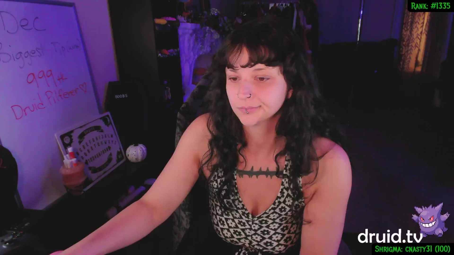 Gallery image thumbnail from druidjpg's myfreecams stream on, 12/19/2024, 06:21 image 4 of 20