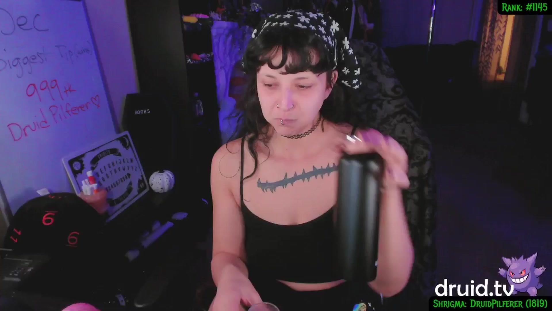 Gallery image thumbnail from druidjpg's myfreecams stream on, 12/21/2024, 03:52 image 10 of 20