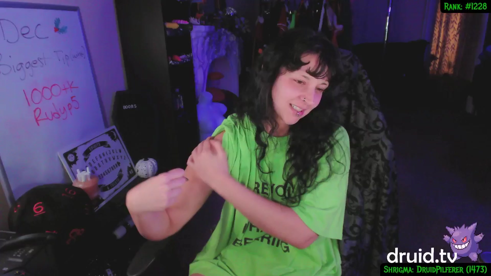 Gallery image thumbnail from druidjpg's myfreecams stream on, 12/24/2024, 06:21 image 7 of 20