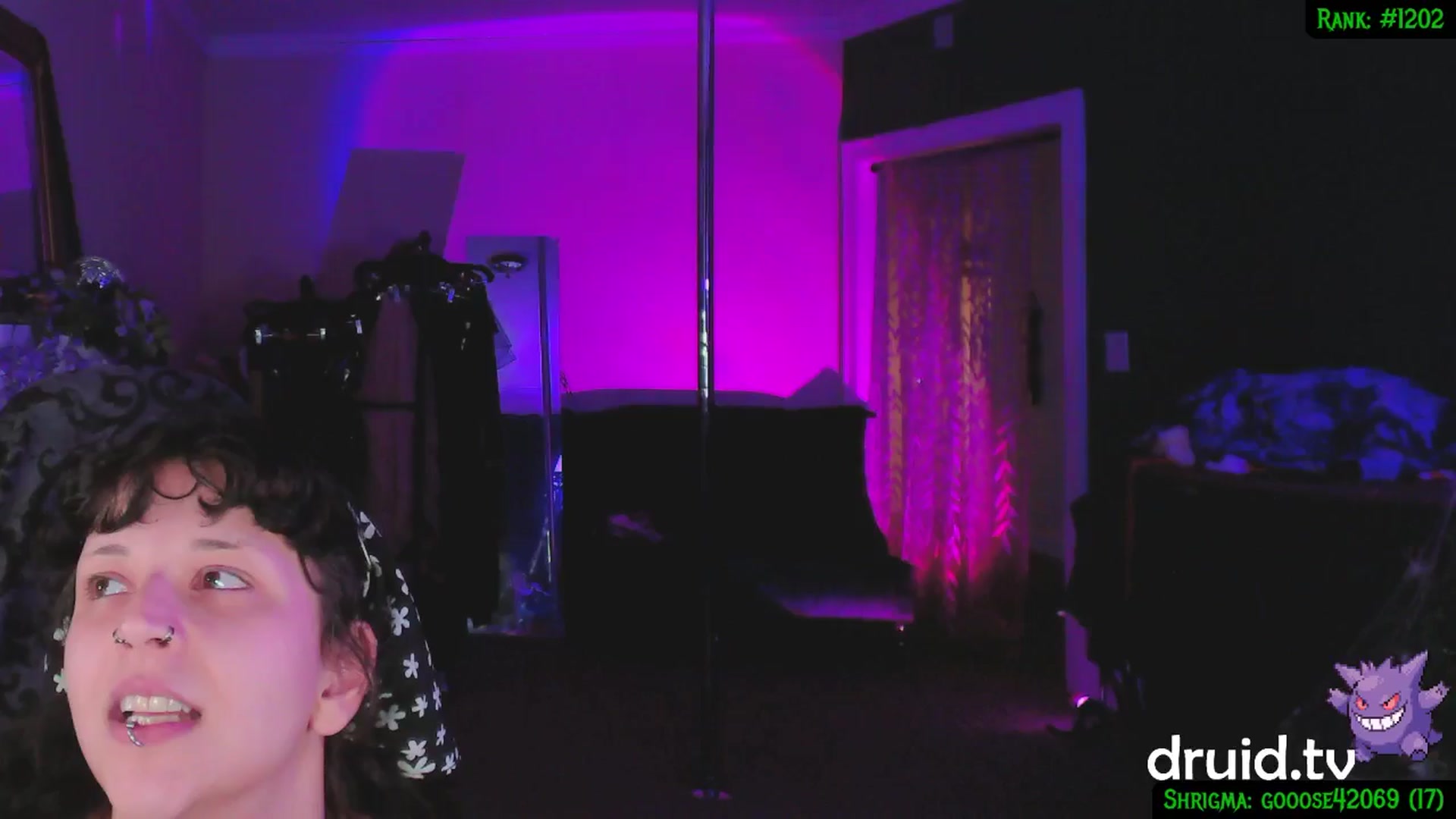 Gallery image thumbnail from druidjpg's myfreecams stream on, 12/27/2024, 06:20 image 2 of 20