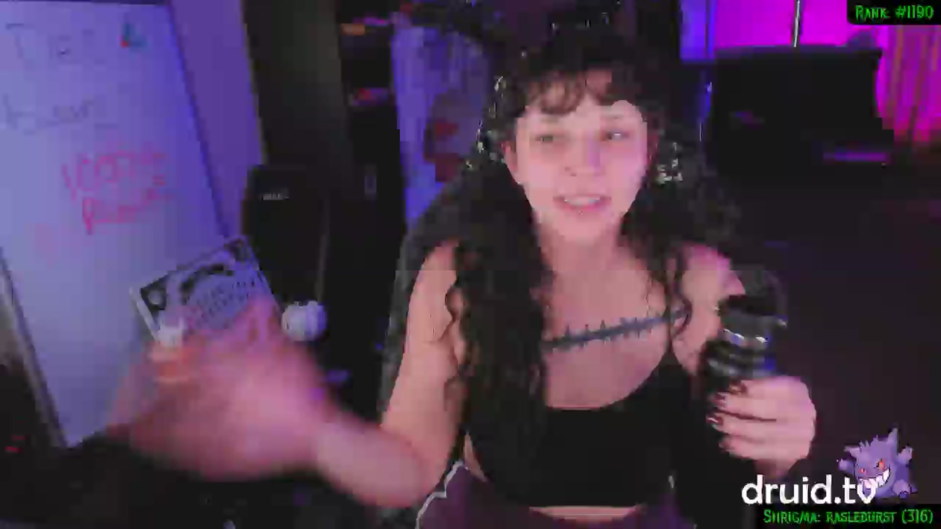 Gallery image thumbnail from druidjpg's myfreecams stream on, 12/27/2024, 06:20 image 11 of 20