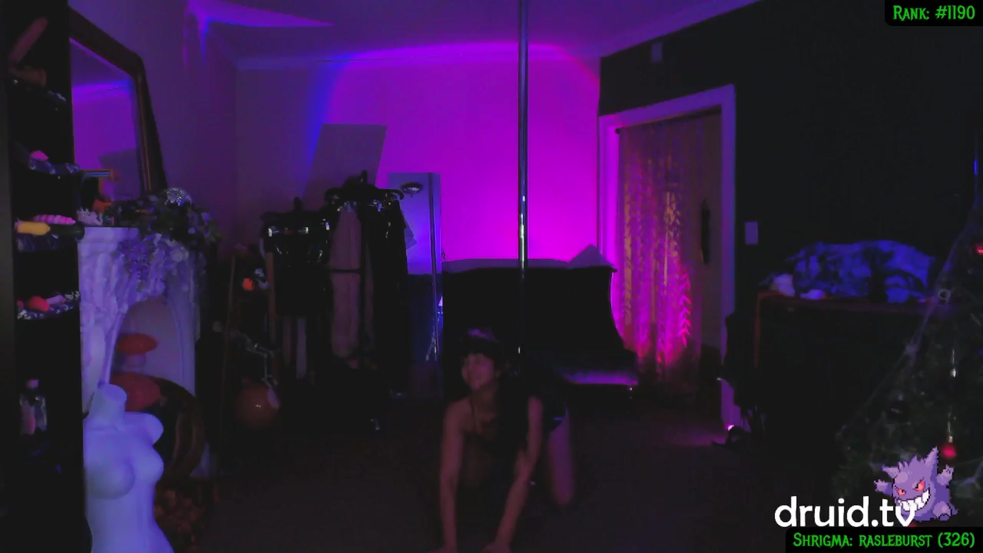 Gallery image thumbnail from druidjpg's myfreecams stream on, 12/27/2024, 06:20 image 15 of 20