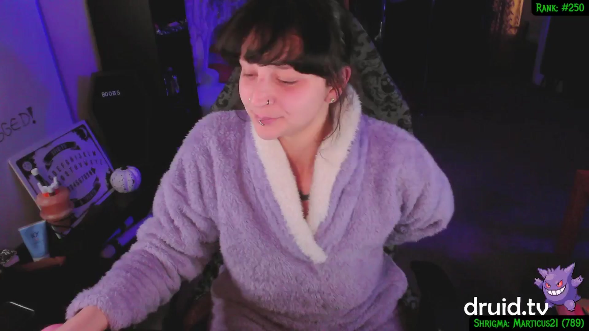 Gallery image thumbnail from druidjpg's myfreecams stream on, 01/17/2025, 05:40 image 18 of 20