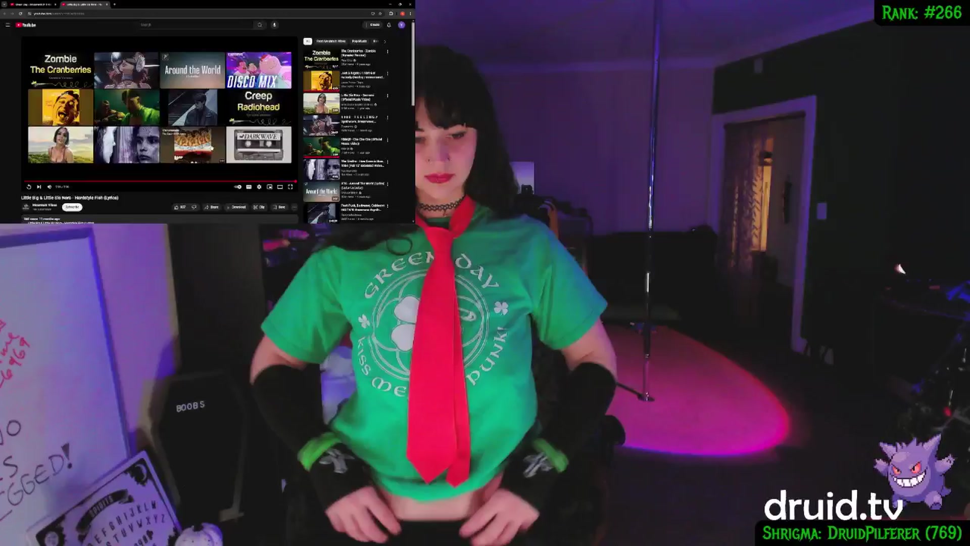 Gallery image thumbnail from druidjpg's myfreecams stream on, 01/18/2025, 04:18 image 18 of 20