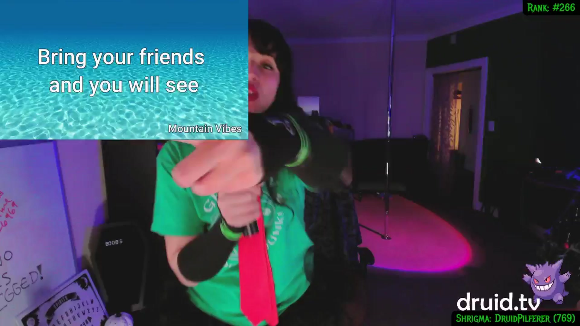 Gallery image thumbnail from druidjpg's myfreecams stream on, 01/18/2025, 04:18 image 16 of 20