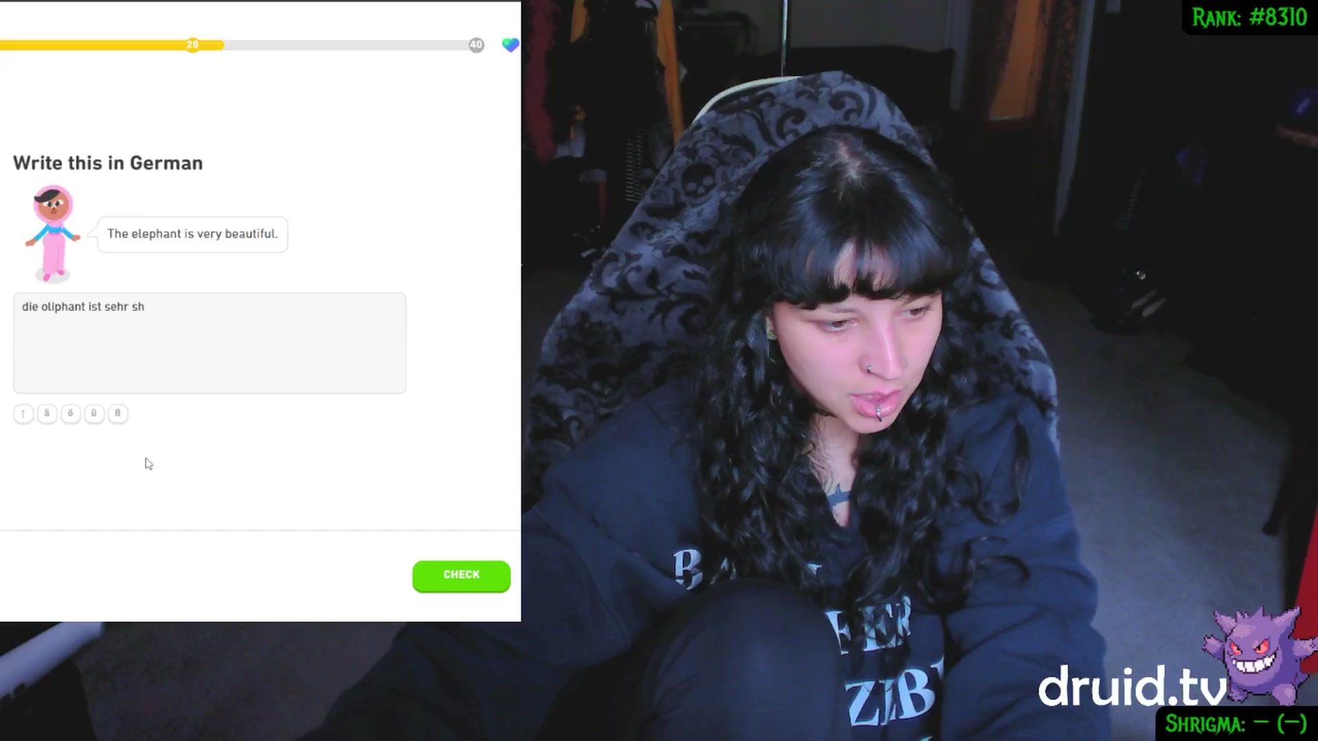 Gallery image thumbnail from druidjpg's myfreecams stream on, 04/10/2025, 18:56 image 9 of 20