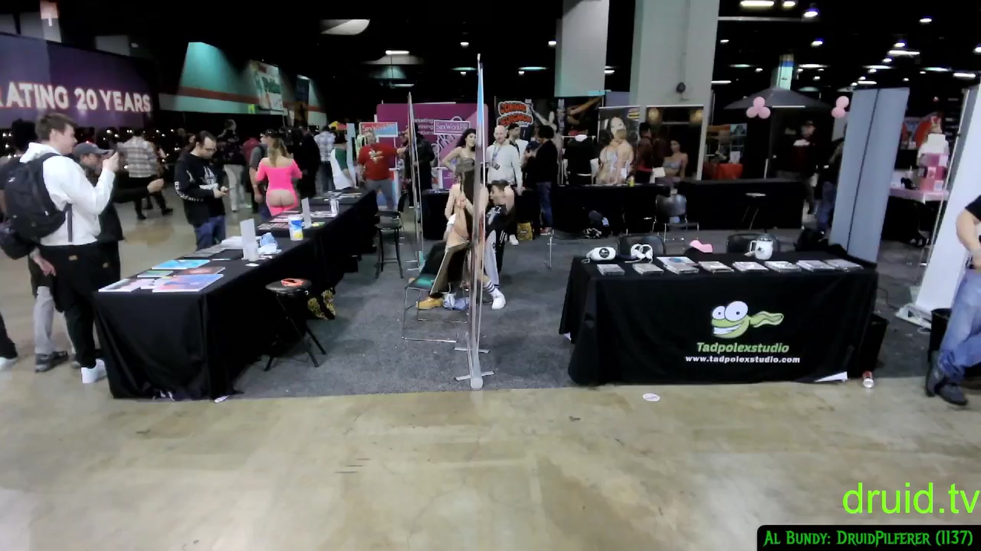 Gallery image thumbnail from druidjpg's myfreecams stream on, 04/13/2025, 23:04 image 16 of 20