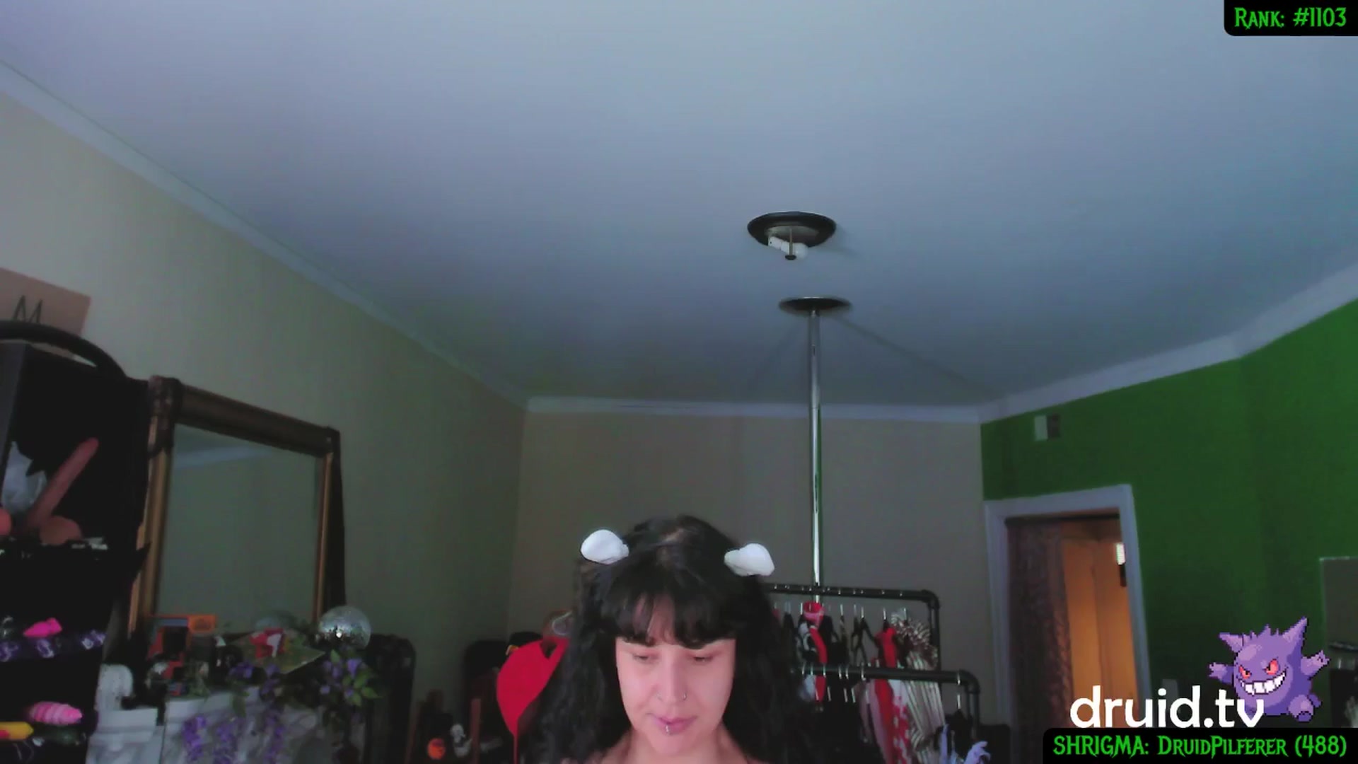 Gallery image thumbnail from druidjpg's myfreecams stream on, 04/16/2025, 19:44 image 4 of 20