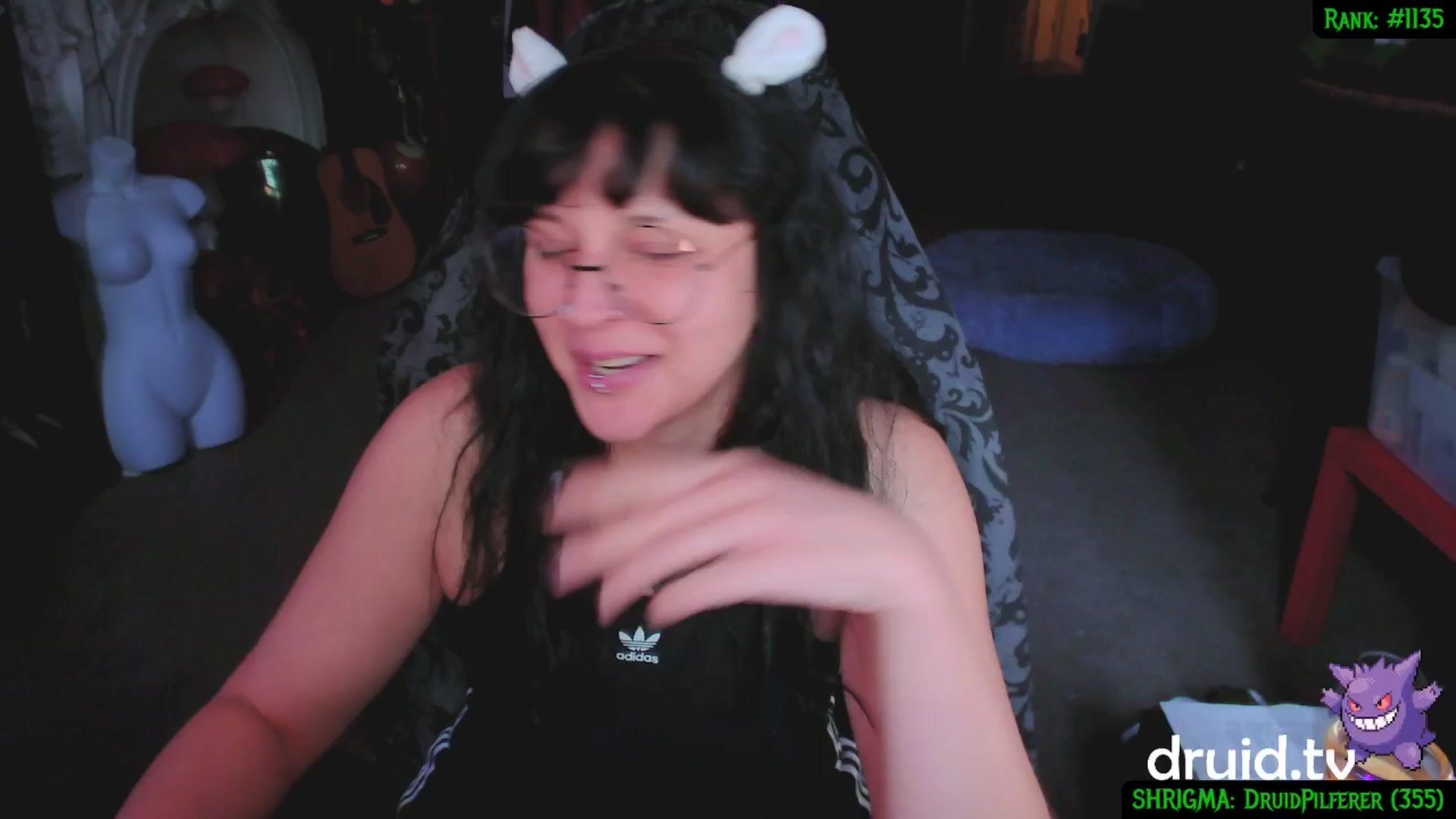 Gallery image thumbnail from druidjpg's myfreecams stream on, 04/17/2025, 19:12 image 9 of 20