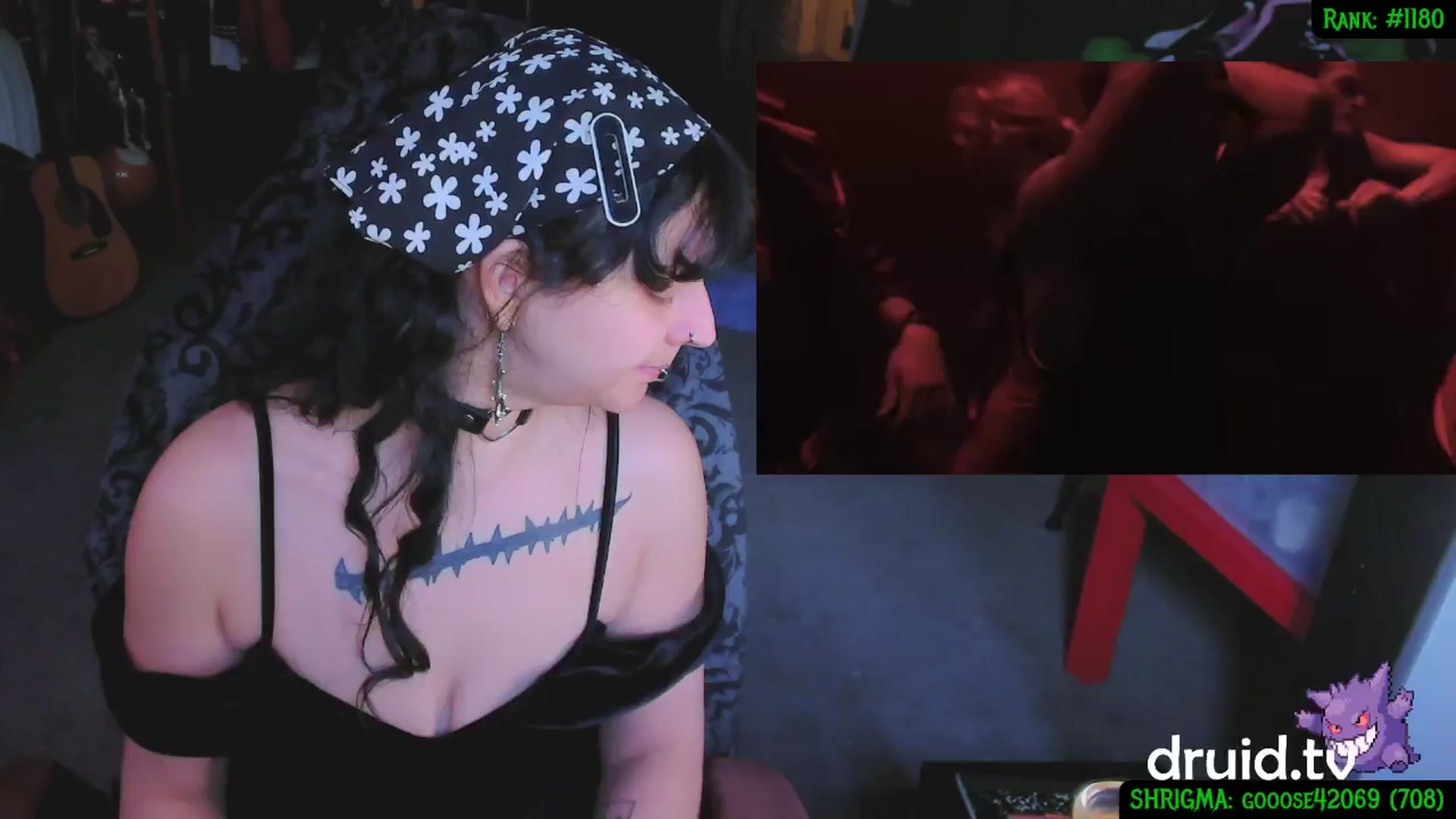 Gallery image thumbnail from druidjpg's myfreecams stream on, 04/22/2025, 18:38 image 12 of 20