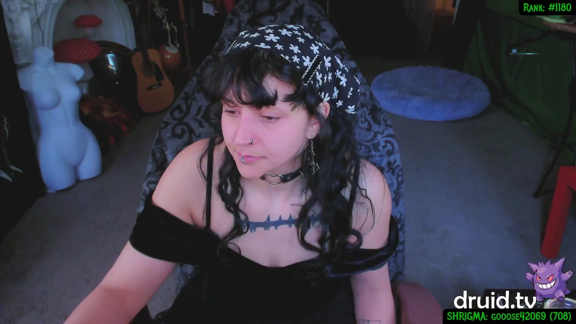 Gallery image thumbnail from druidjpg's myfreecams stream on, 04/22/2025, 18:38 image 9 of 20