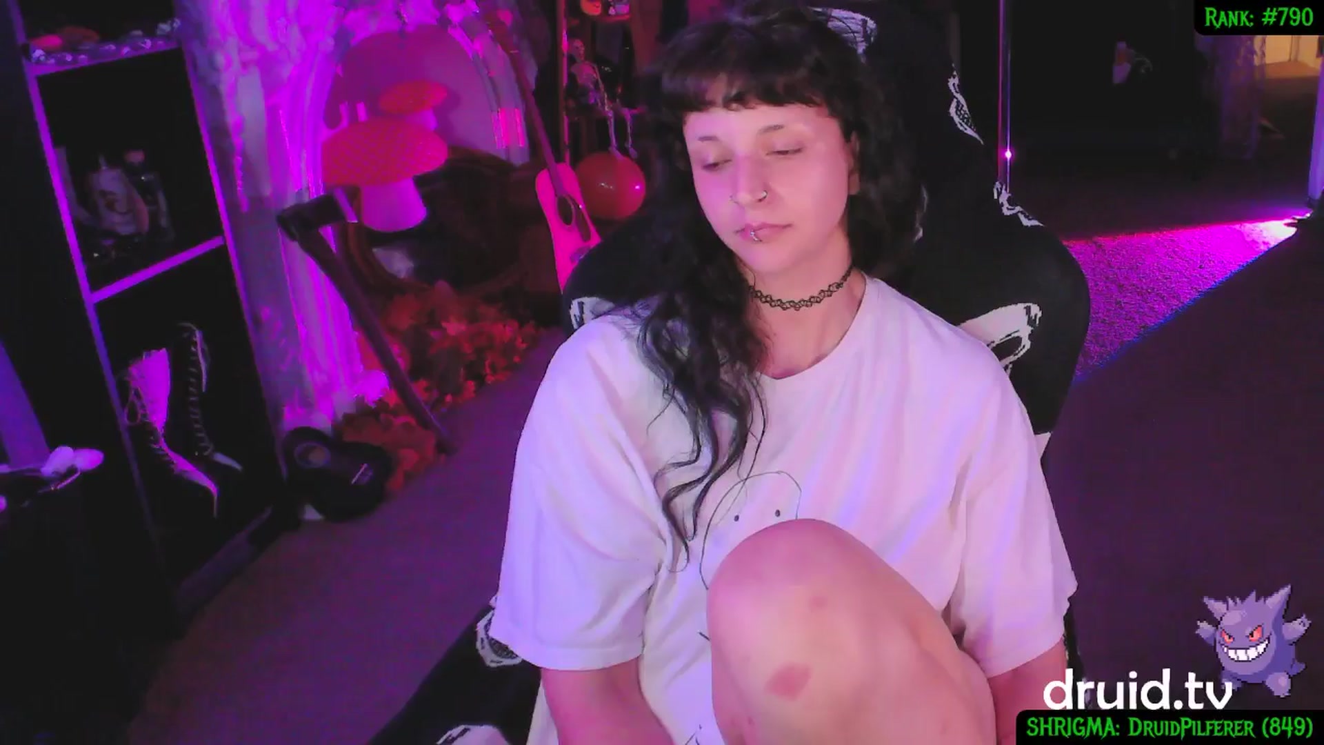 Gallery image thumbnail from druidjpg's myfreecams stream on, 06/24/2025, 07:22 image 6 of 20