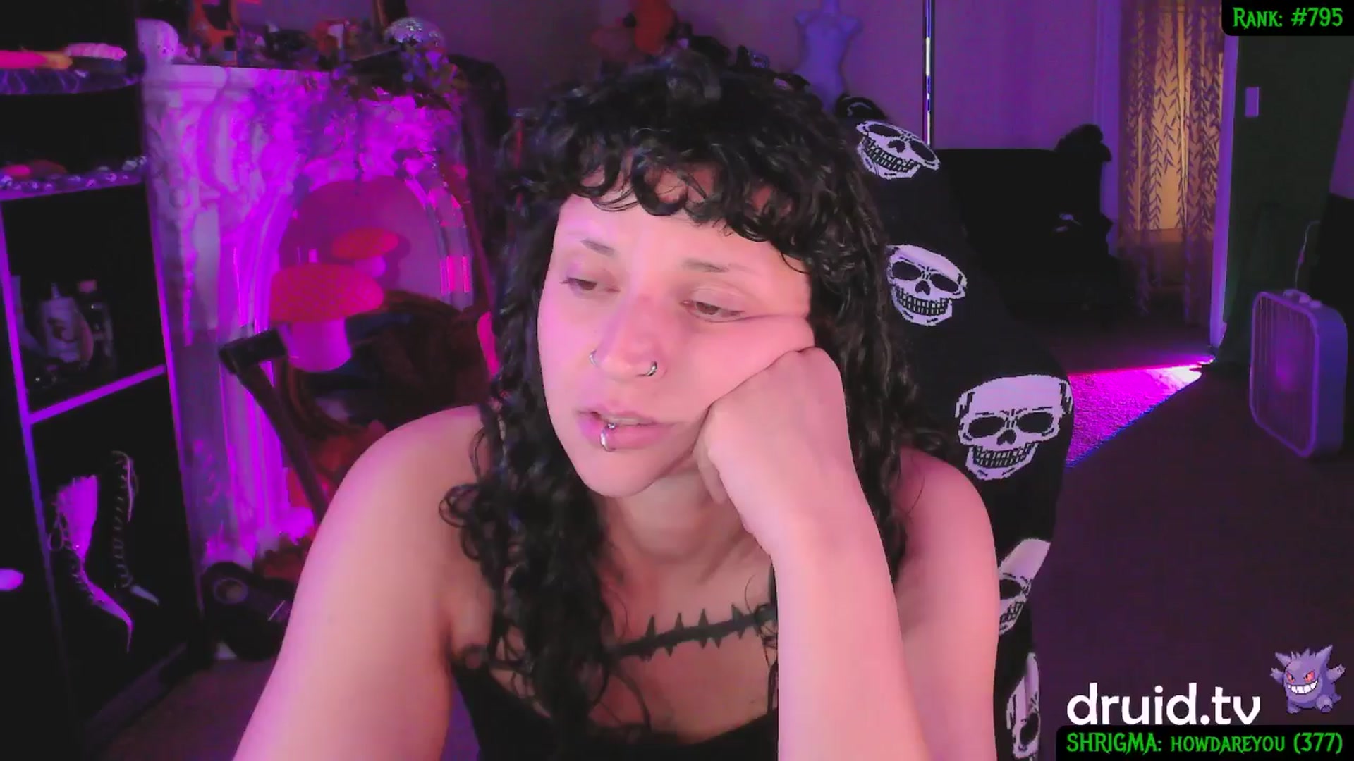 Gallery image thumbnail from druidjpg's myfreecams stream on, 06/26/2025, 05:43 image 17 of 20