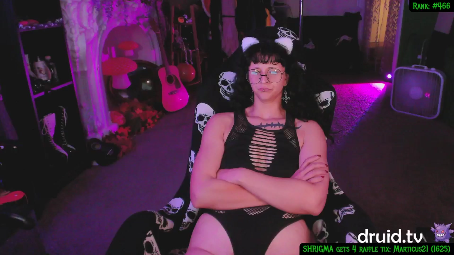 Gallery image thumbnail from druidjpg's myfreecams stream on, 07/13/2025, 10:56 image 10 of 20