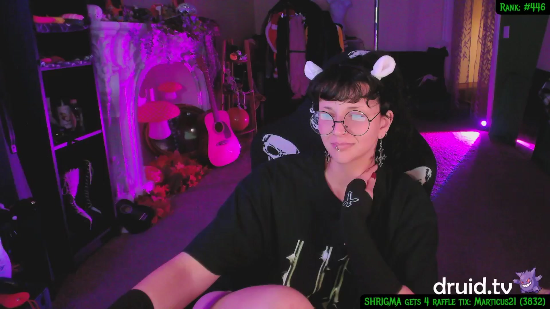 Gallery image thumbnail from druidjpg's myfreecams stream on, 07/15/2025, 11:20 image 17 of 20