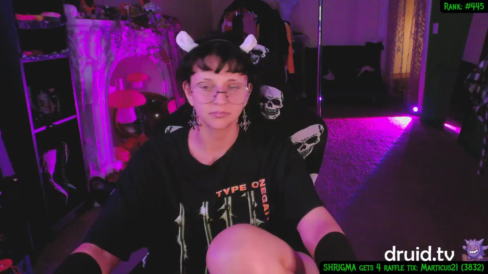 Gallery image thumbnail from druidjpg's myfreecams stream on, 07/15/2025, 11:20 image 12 of 20
