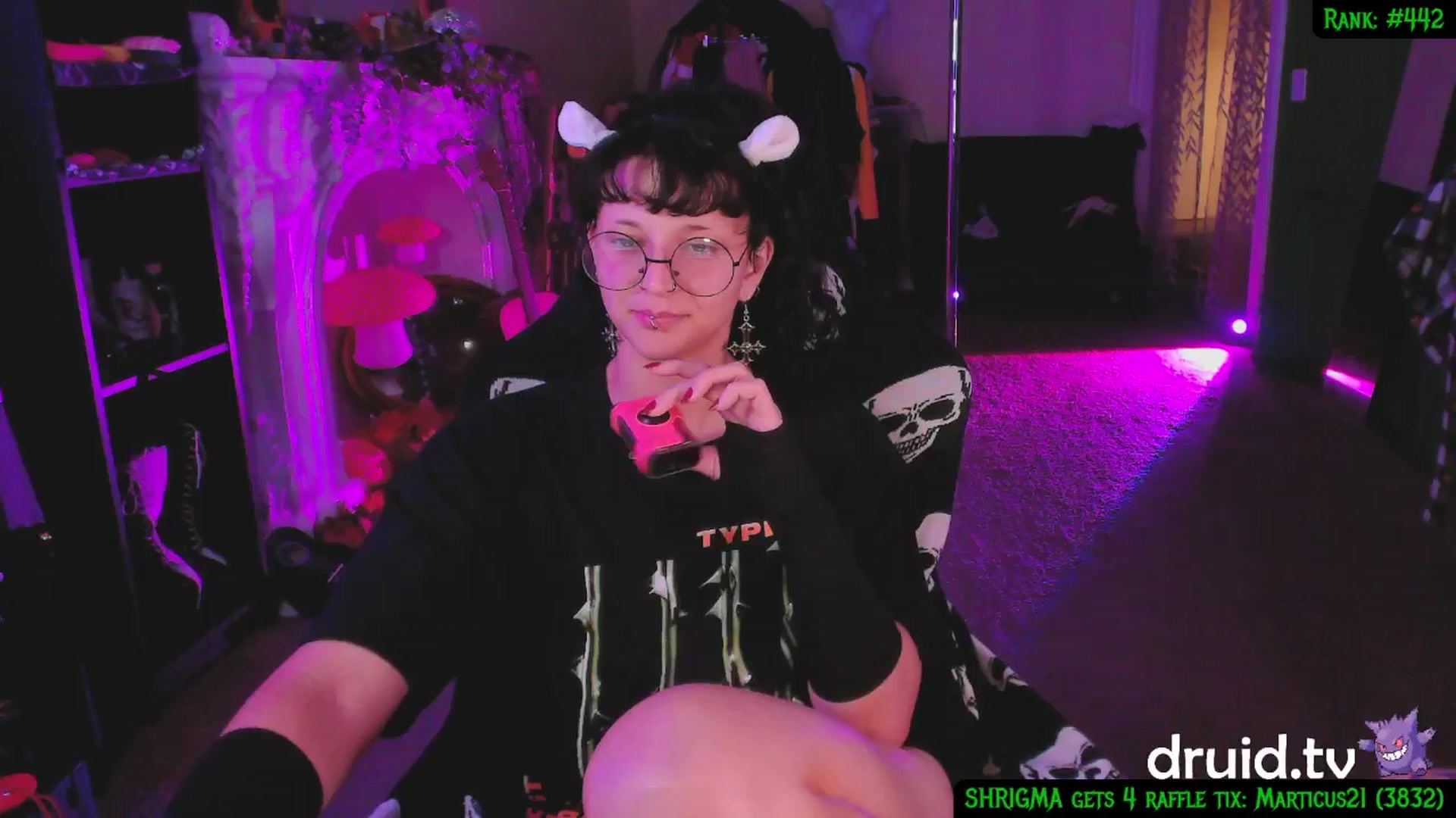 Gallery image thumbnail from druidjpg's myfreecams stream on, 07/15/2025, 11:20 image 5 of 20