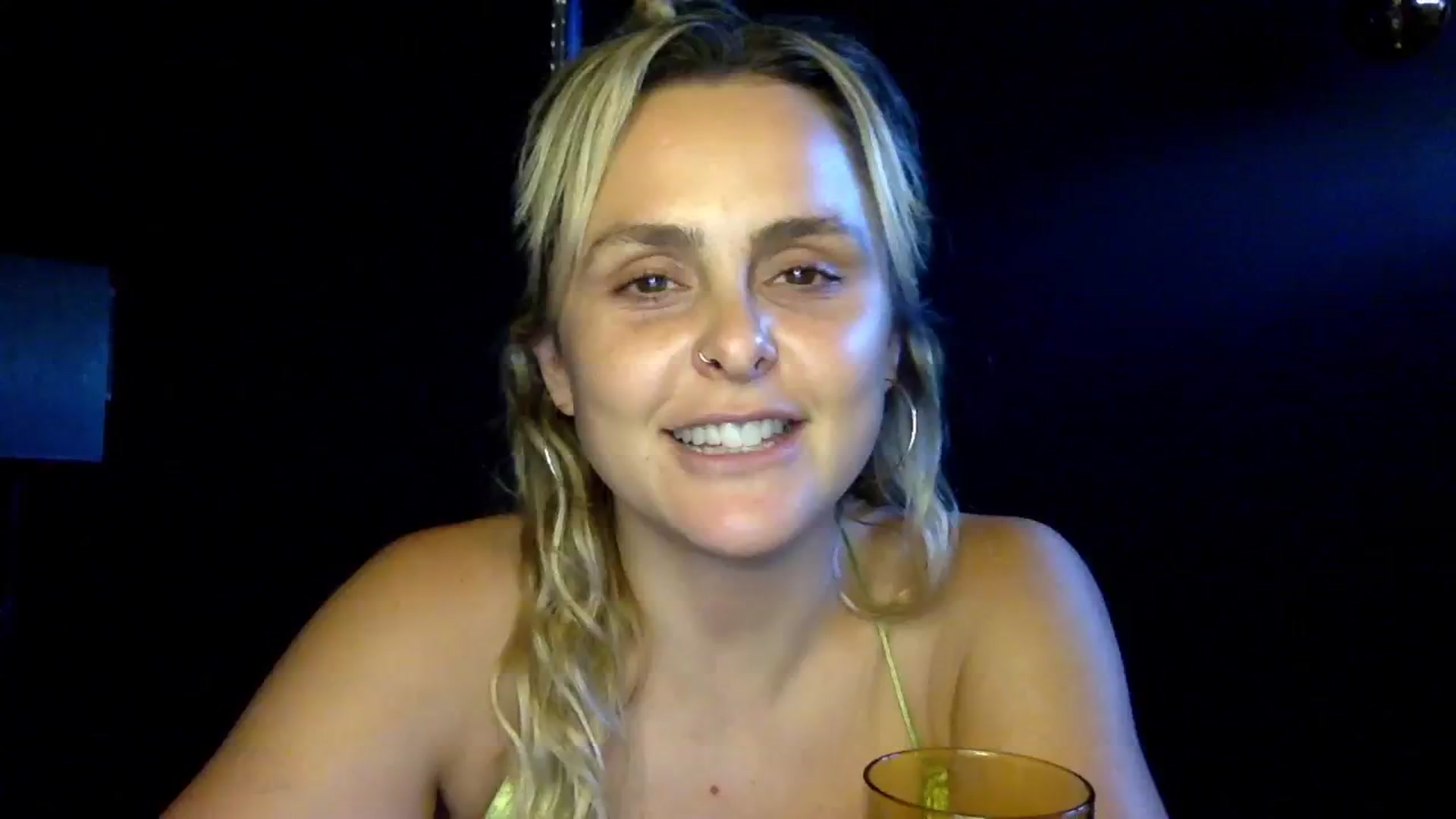 Gallery image thumbnail from dumptruckdaph's myfreecams stream on, 10/04/2024, 24:01 image 2 of 20