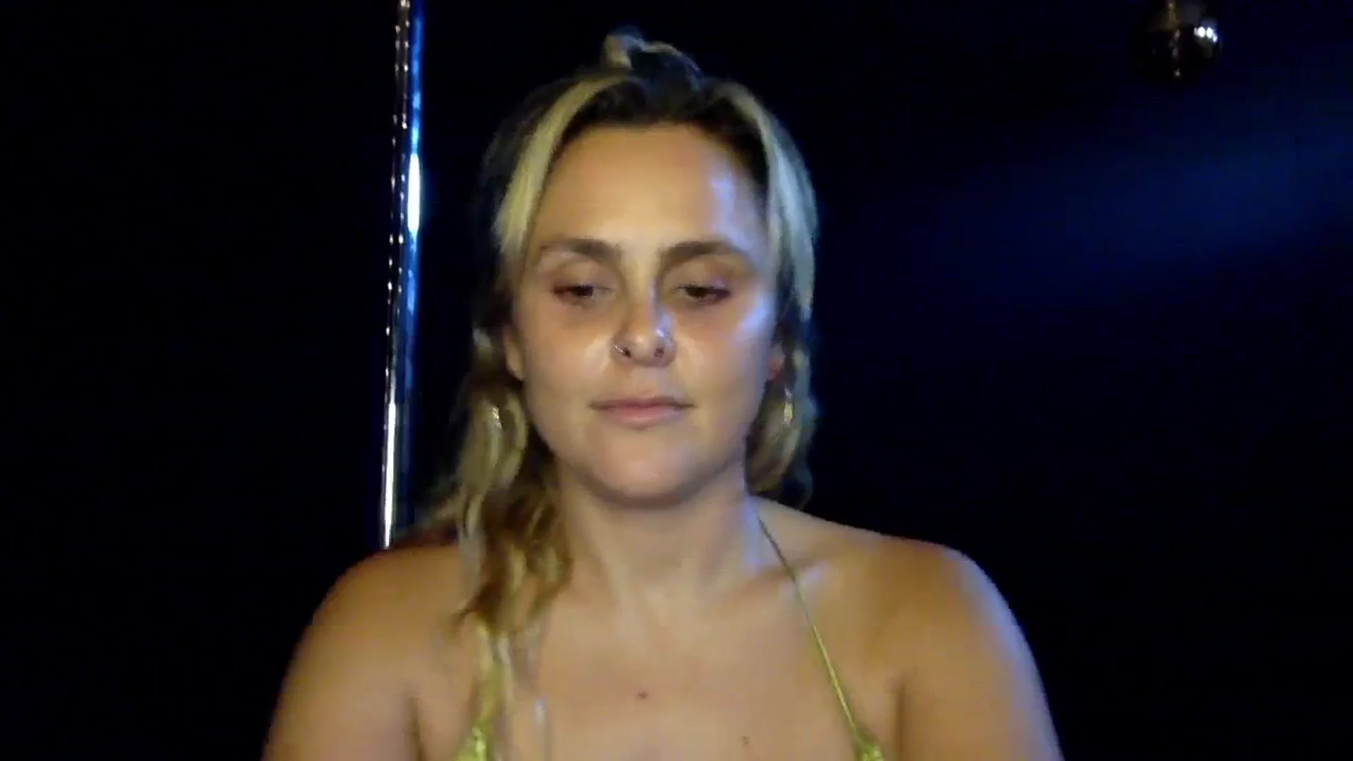 Gallery image thumbnail from dumptruckdaph's myfreecams stream on, 10/04/2024, 24:52 image 10 of 20