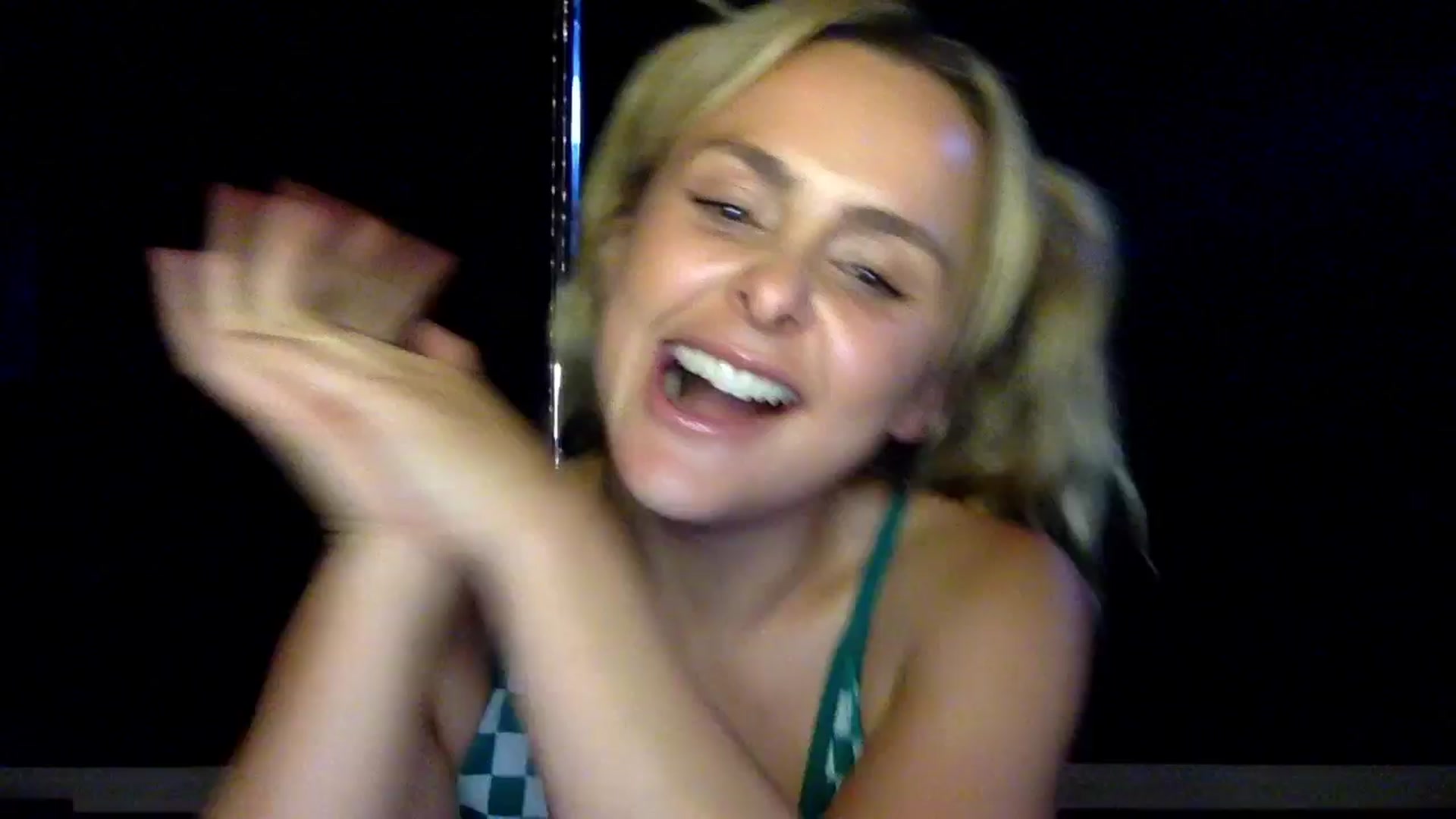 Gallery image thumbnail from dumptruckdaph's myfreecams stream on, 10/05/2024, 02:11 image 6 of 20
