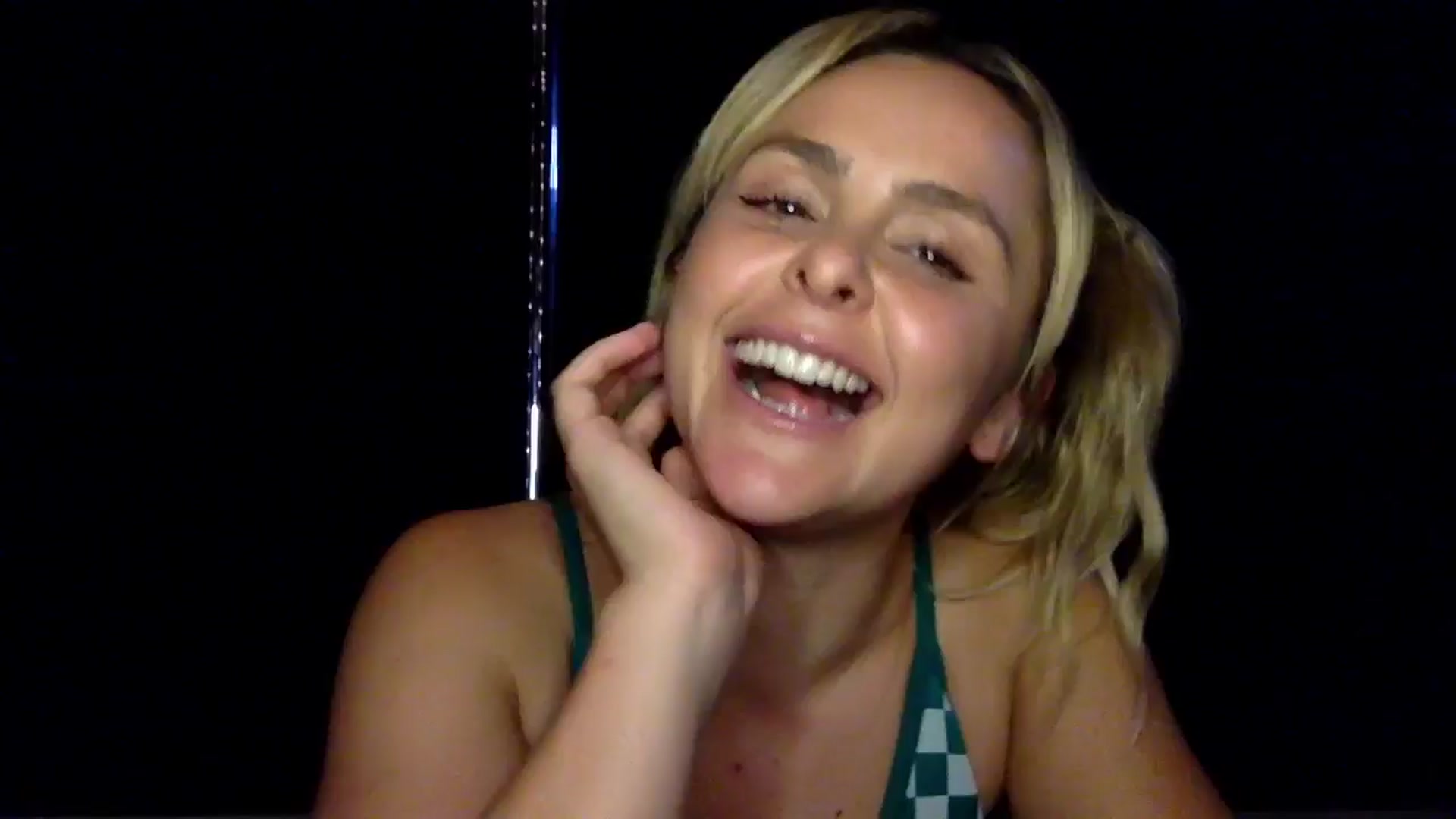 Gallery image thumbnail from dumptruckdaph's myfreecams stream on, 10/05/2024, 02:11 image 10 of 20