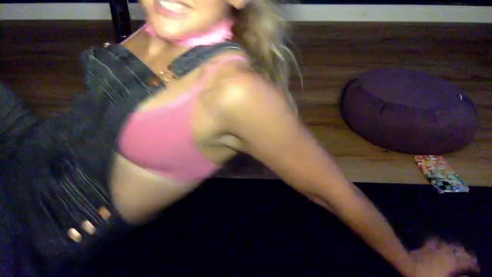Gallery image thumbnail from dumptruckdaph's myfreecams stream on, 10/11/2024, 01:45 image 5 of 20
