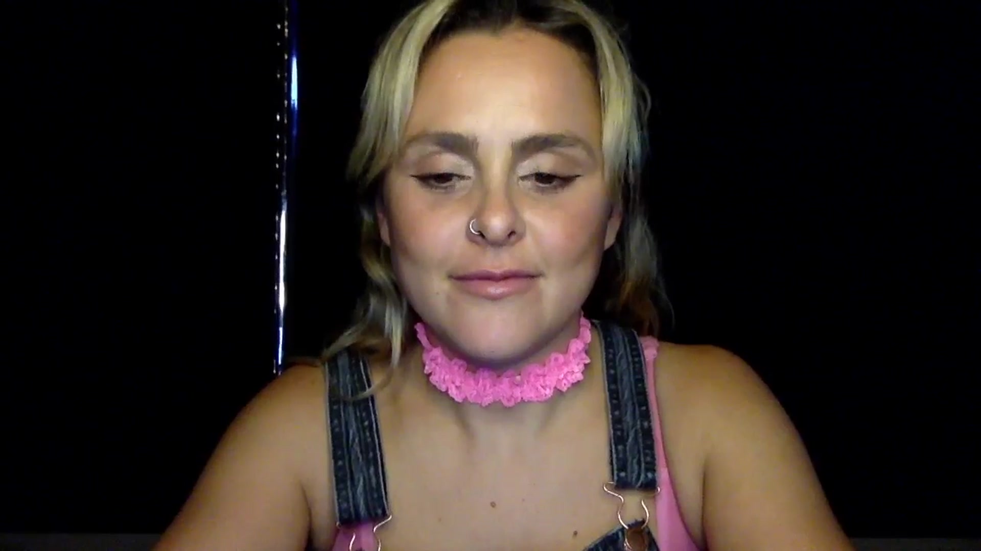 Gallery image thumbnail from dumptruckdaph's myfreecams stream on, 10/11/2024, 01:45 image 10 of 20