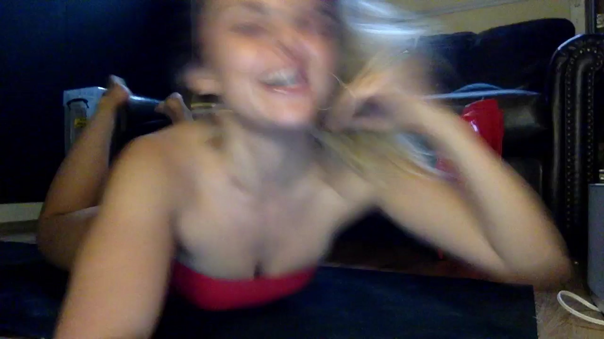 Gallery image thumbnail from dumptruckdaph's myfreecams stream on, 10/16/2024, 23:55 image 2 of 20