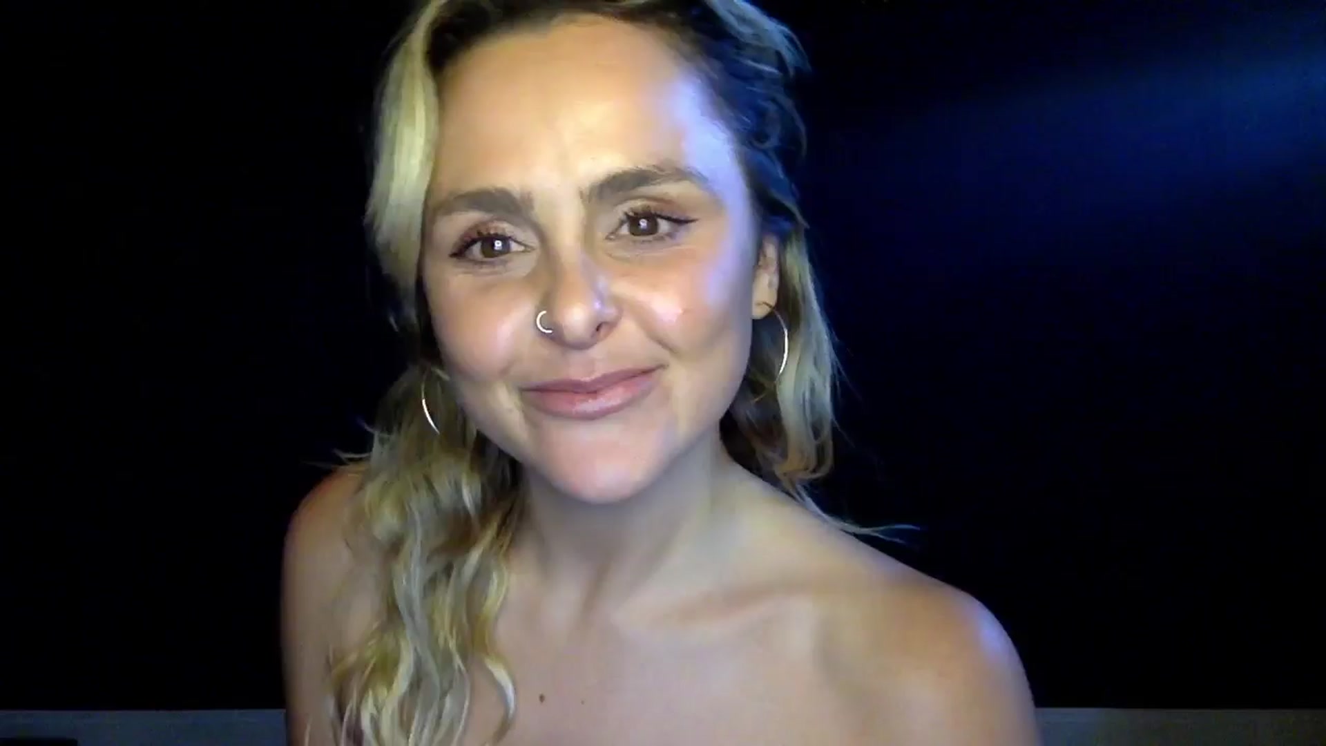Gallery image thumbnail from dumptruckdaph's myfreecams stream on, 10/21/2024, 23:42 image 8 of 20