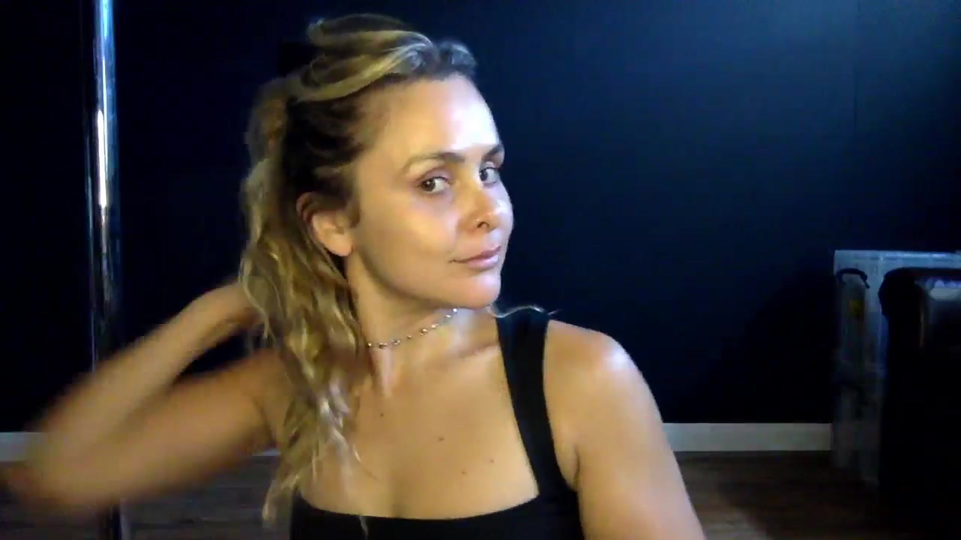 Gallery image thumbnail from dumptruckdaph's myfreecams stream on, 10/23/2024, 21:48 image 10 of 20