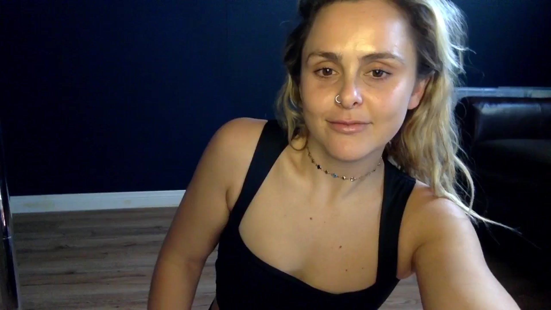 Gallery image thumbnail from dumptruckdaph's myfreecams stream on, 10/23/2024, 21:48 image 3 of 20