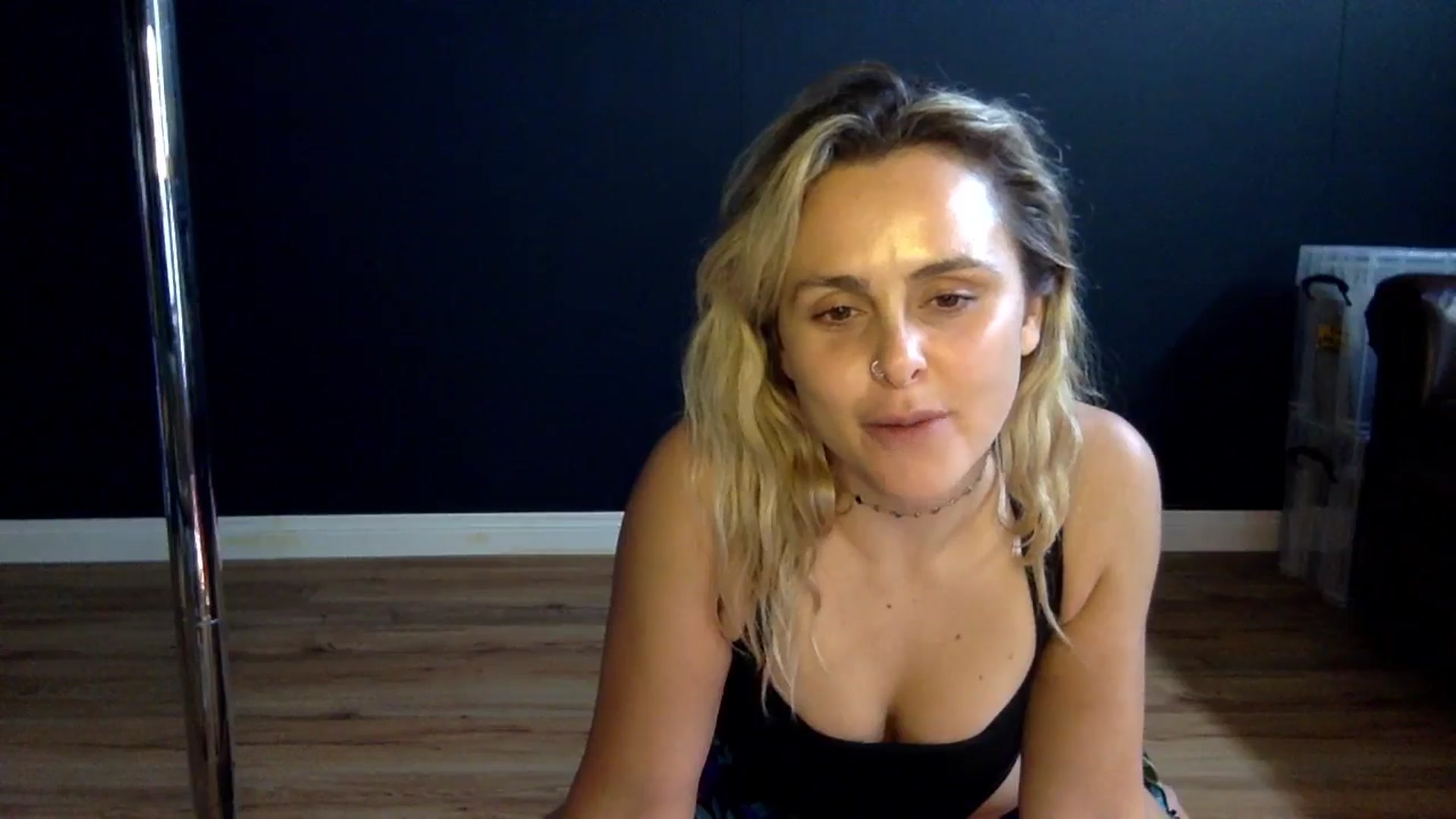 Gallery image thumbnail from dumptruckdaph's myfreecams stream on, 10/23/2024, 21:48 image 5 of 20