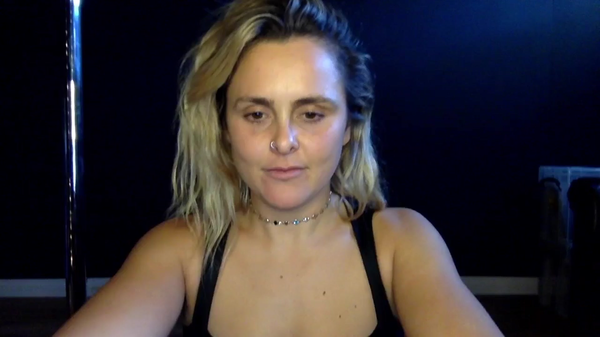 Gallery image thumbnail from dumptruckdaph's myfreecams stream on, 10/23/2024, 22:53 image 17 of 20