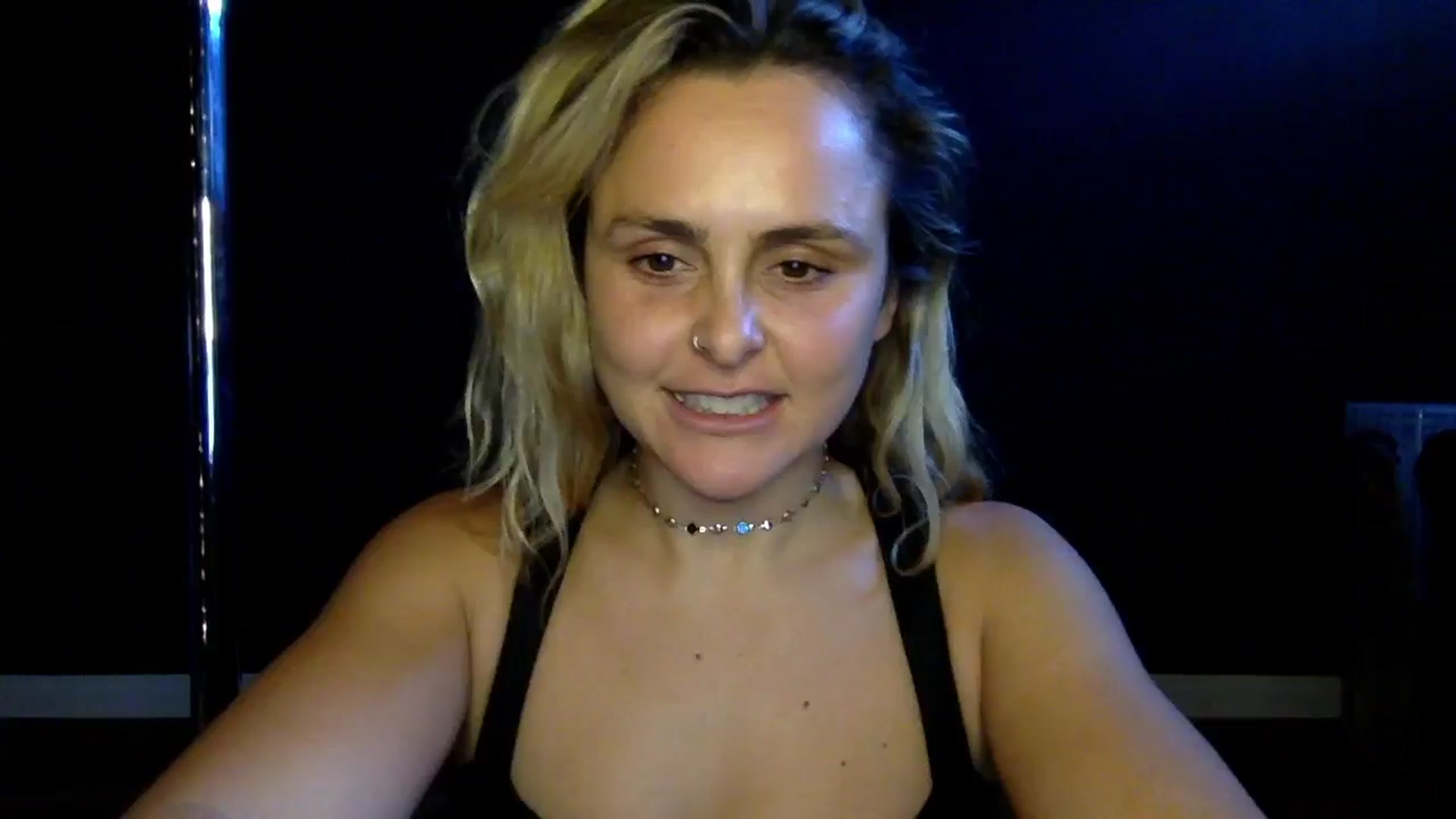 Gallery image thumbnail from dumptruckdaph's myfreecams stream on, 10/23/2024, 22:53 image 14 of 20