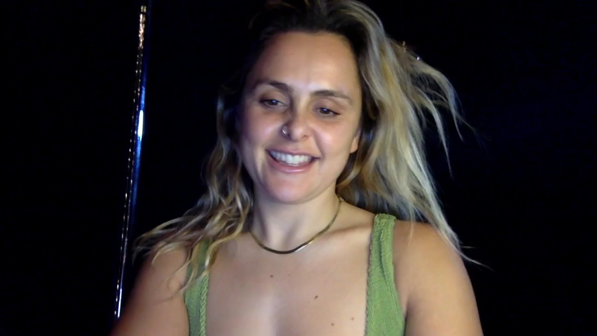Gallery image thumbnail from dumptruckdaph's myfreecams stream on, 11/06/2024, 24:36 image 18 of 20