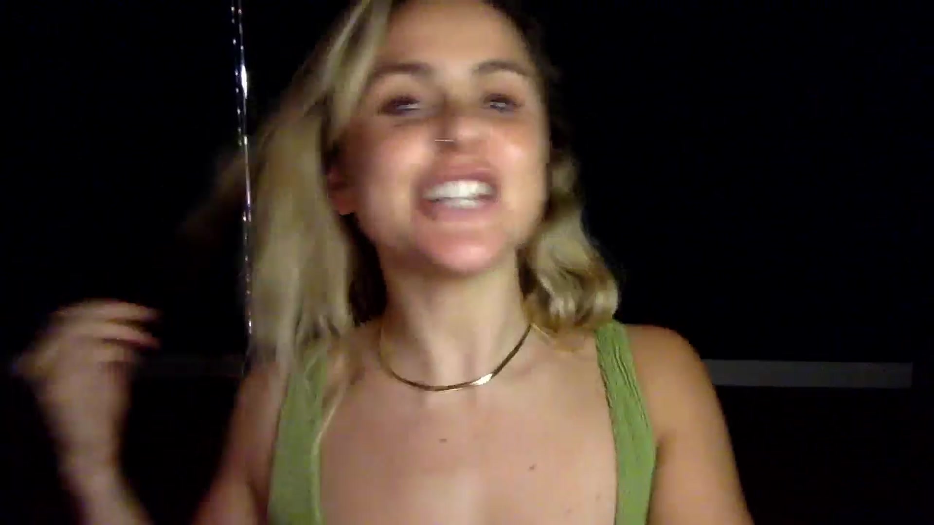 Gallery image thumbnail from dumptruckdaph's myfreecams stream on, 11/06/2024, 01:42 image 6 of 20