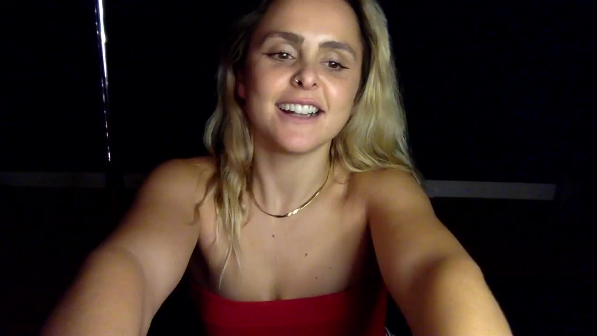 Gallery image thumbnail from dumptruckdaph's myfreecams stream on, 11/07/2024, 01:45 image 9 of 20